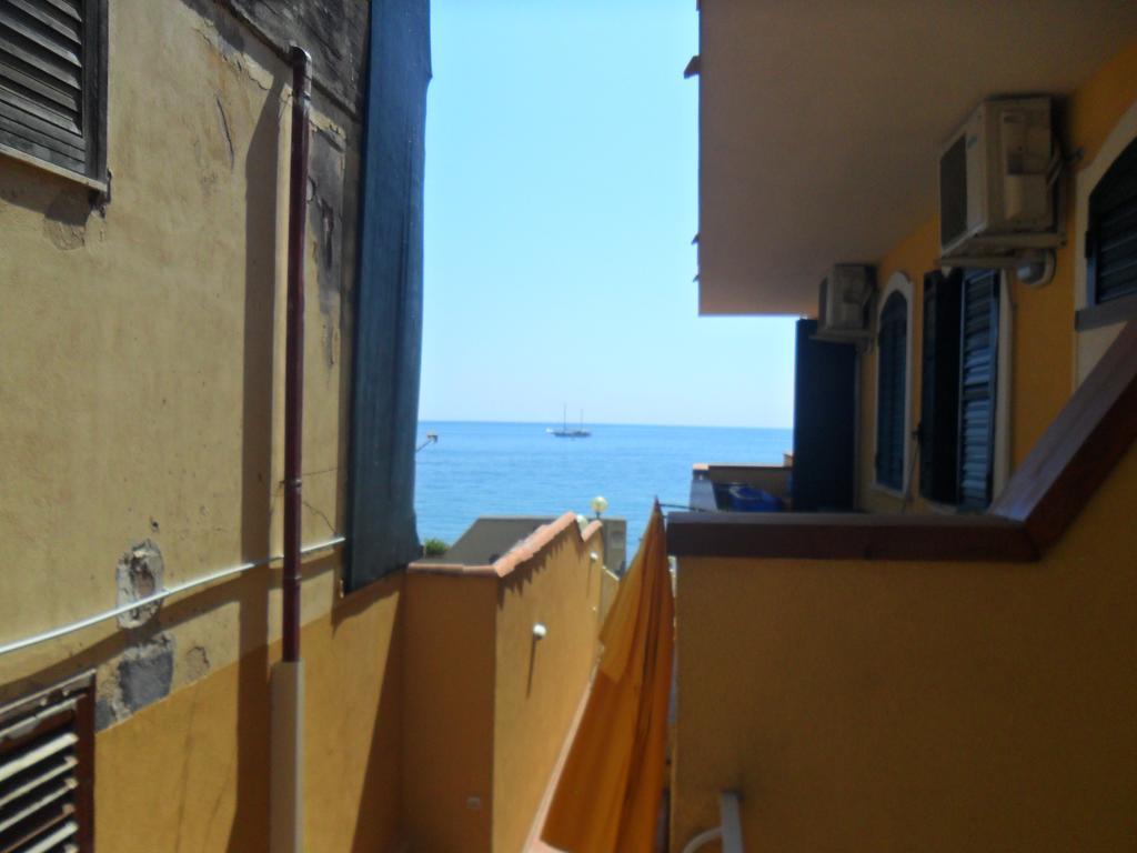 Beach Apartments Patrizia Taormina Eksteriør billede