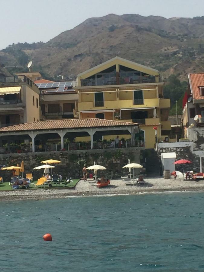 Beach Apartments Patrizia Taormina Eksteriør billede